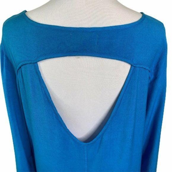 Porridge Long Sleeve Cutout Back Pocket Dress - Picture 8 of 9